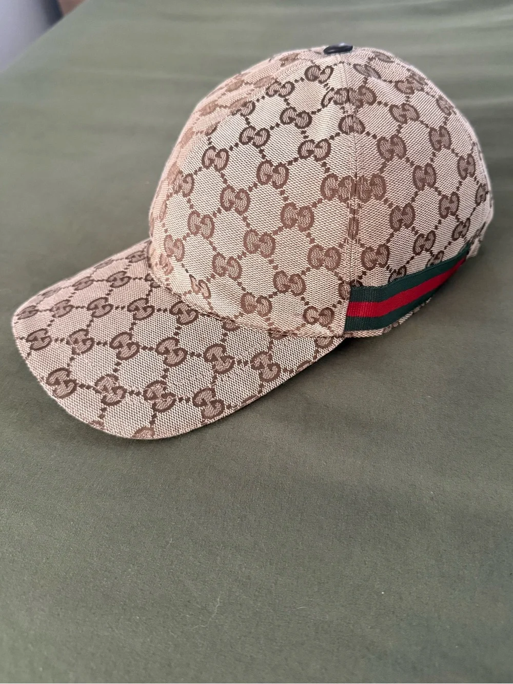 GUCCI hat